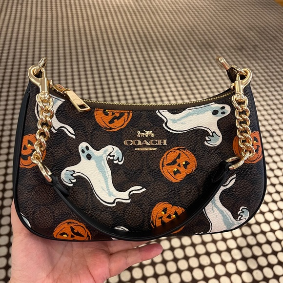 NWT coach Teri Shoulder Bag In Signature canvas Pumpkin Halloween print cce71 - Picture 1 of 10